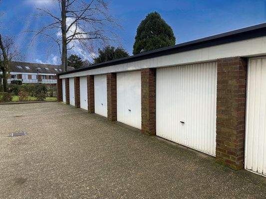 Eine Garage kann erworben werden