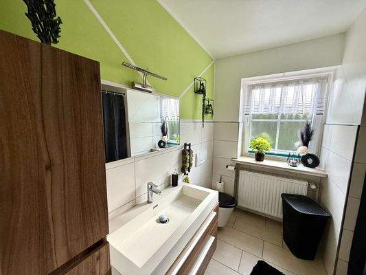 Badezimmer im Erdgeschoss