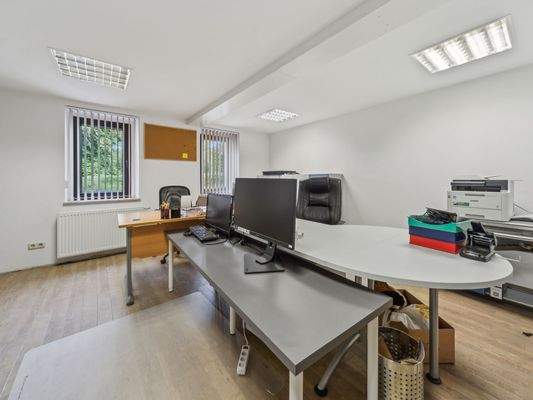 Büro Erdgeschoss