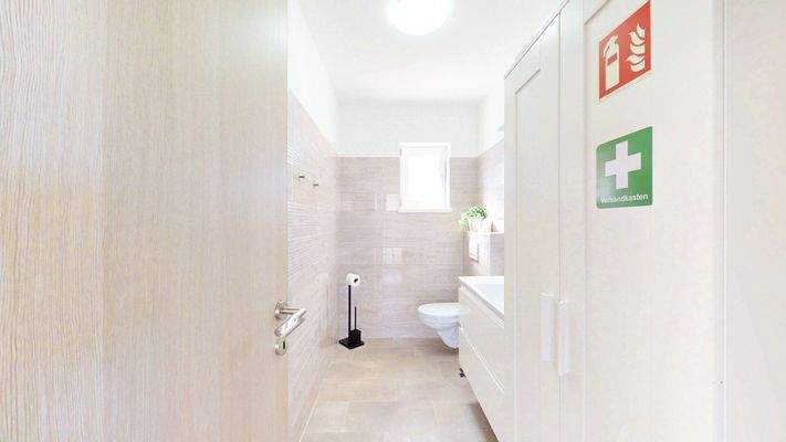 Badezimmer - 1 Haus oben