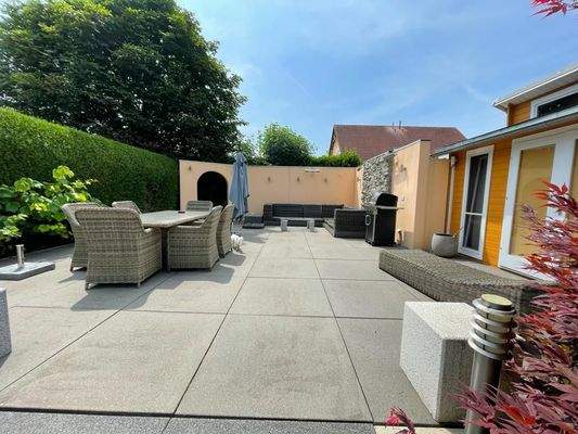 Freisitz mit Atelier