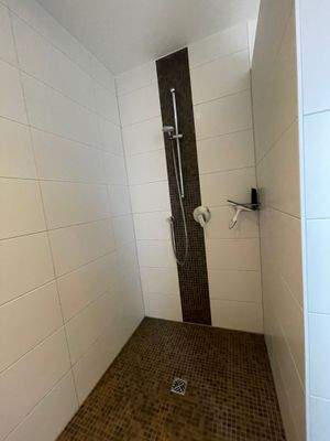 Dusche (Beispiel aus anderer Whg.)