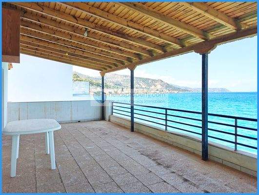 8d377c97d9184c0b92c51df66ebb6478-original