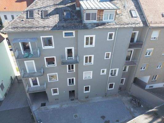 20251028_101442609_iOS