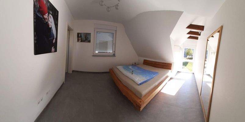 Schlafzimmer OG