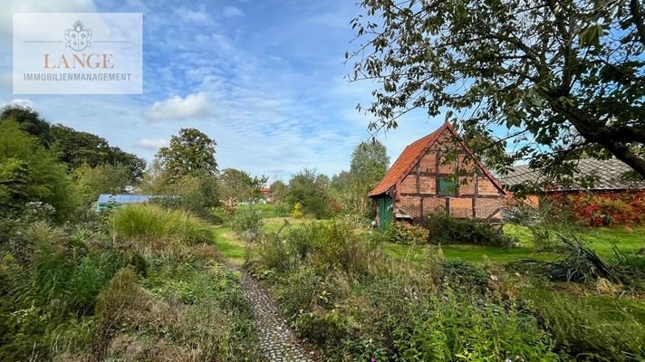 Garten hinten 