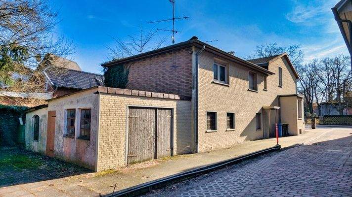 Seitenansicht West Altbestand