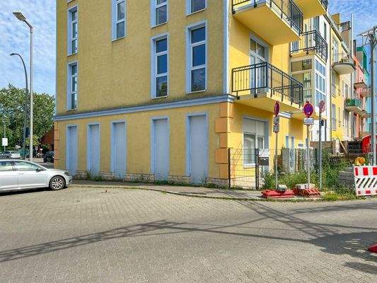 Erdgeschoß seitlich