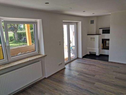 Wohnzimmer mit Kachelofen