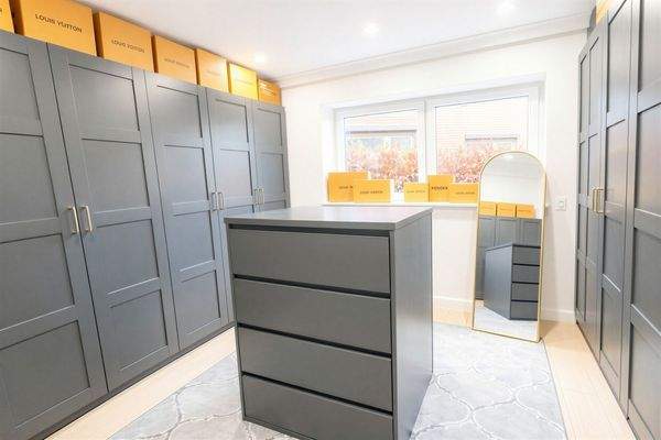 Ankleidezimmer/ Büro