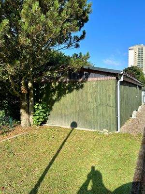 ..und Fahrradschuppen