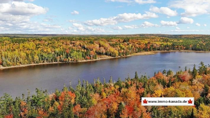 Cape Breton - Schöne Ufer- und Waldgrundstücke am 