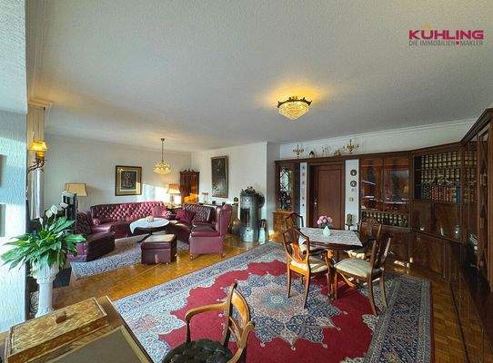 Großzügiger Wohn-Essbereich