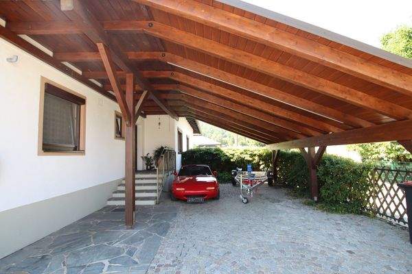 270m² gepflegter Bungalow (Zweifamilienwohnhaus) mit ausgebautem Dachgeschoss und 1.318m² Grund in Viktring in TOPLAGE