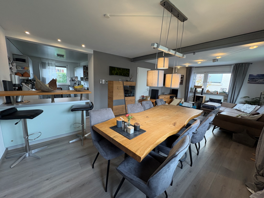 Wohn- und Esszimmer Küche