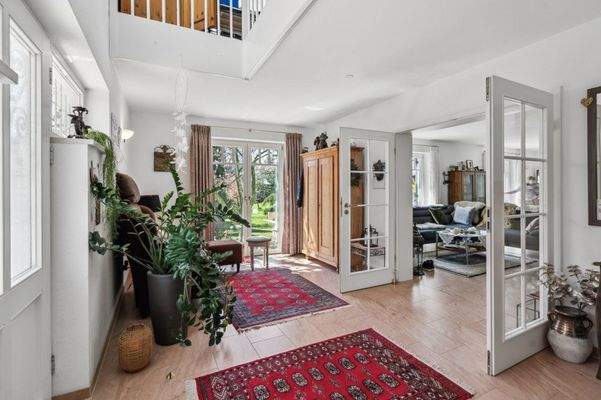 Lichtdurchfluteter Eingangsbereich