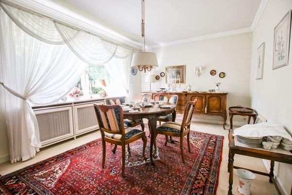 Ess/Schlafzimmer