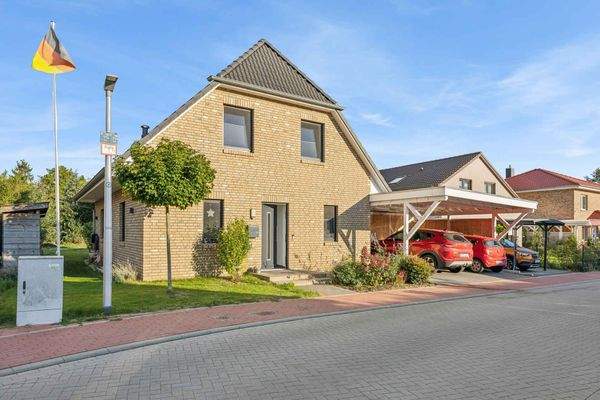 Frontansicht des Hauses