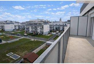 Terrasse - Blick zum Innenhof