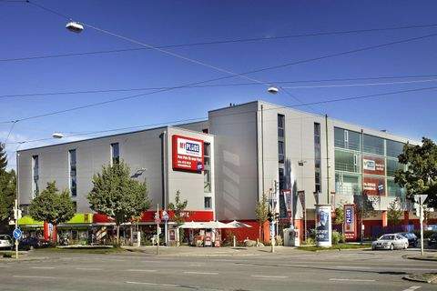 München Halle, München Hallenfläche