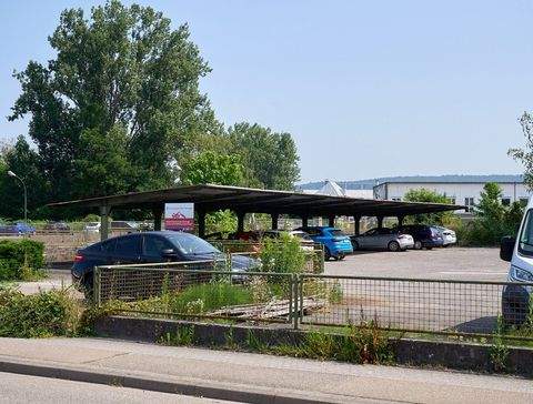 Teningen Garage, Teningen Stellplatz