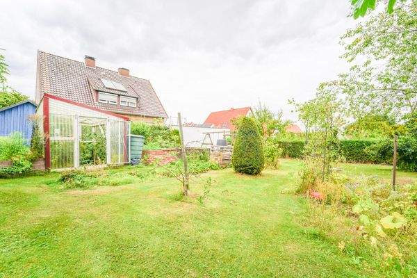 Einblick in den Garten