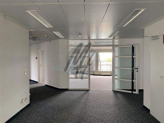 INFOS UNTER: 06171-586000