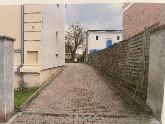 Zufahrt zur Wohnung