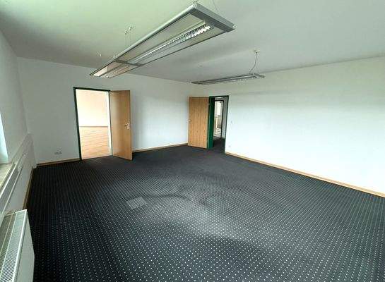 Bürovarianten im OG (Sekretariat)