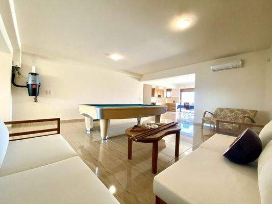 Luxusvilla zum Verkauf in Tsivaras mit Meerblick