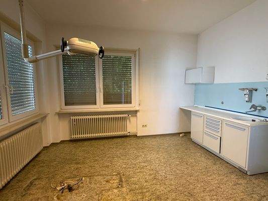 Gewerbe Behandlungsraum 2