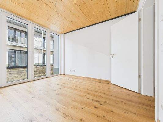 Büro I Kinderzimmer 2.jpg