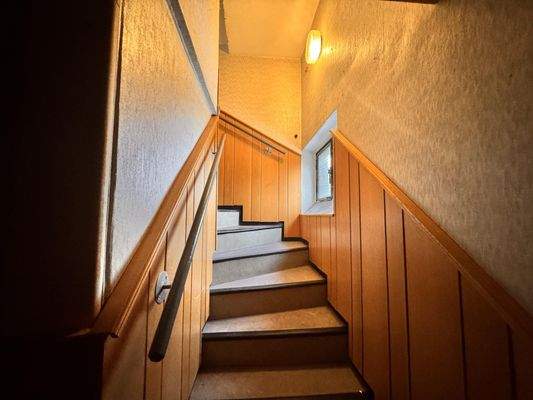 Kellertreppe...