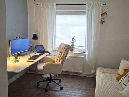 Office, Gästezimmer 1