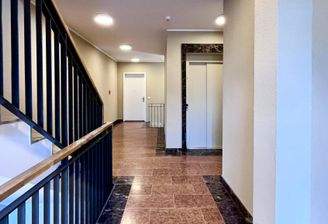 zzgl. Tiefgaragenstellplatz 