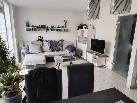 Wohnzimmer_ohne Trennwand.jpg