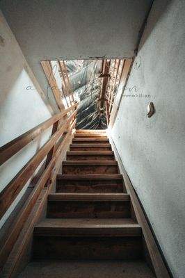 Treppe zum Spitzboden