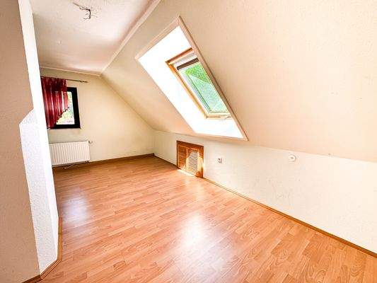 Zimmer-Dachgeschoss