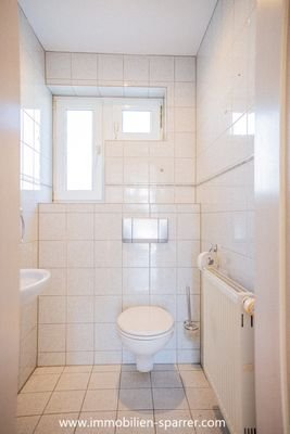 4-487_Gäste-WC.jpg