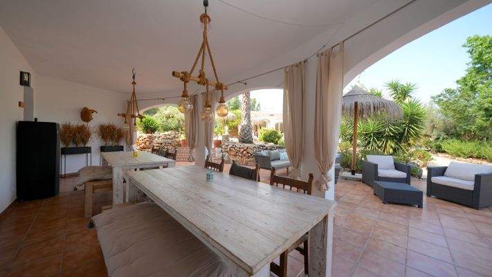 Überdachte Terrasse