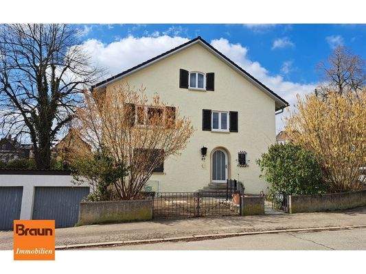 2-3 Fam.-Wohnhaus, VS-S