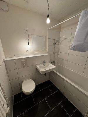 Modernes Badezimmer