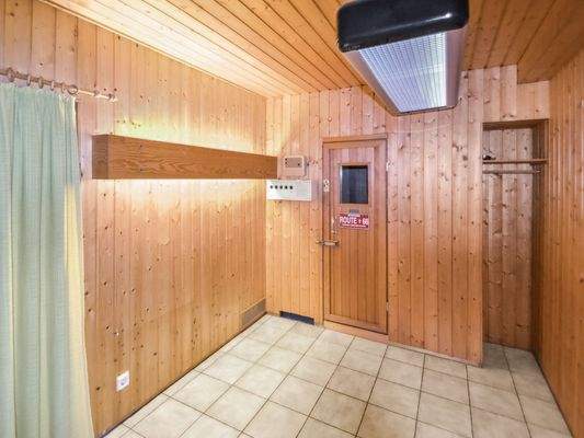UG - Vorraum Sauna