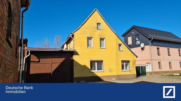 Straßenansicht