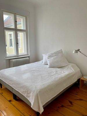 Schlafzimmer 1.1.jpg