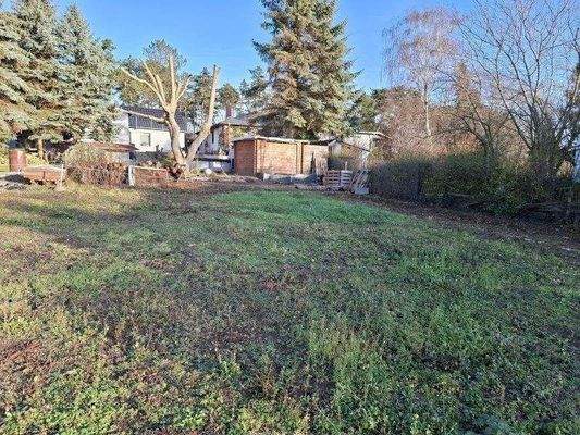 hintere Grundstücksgrenze, rechts