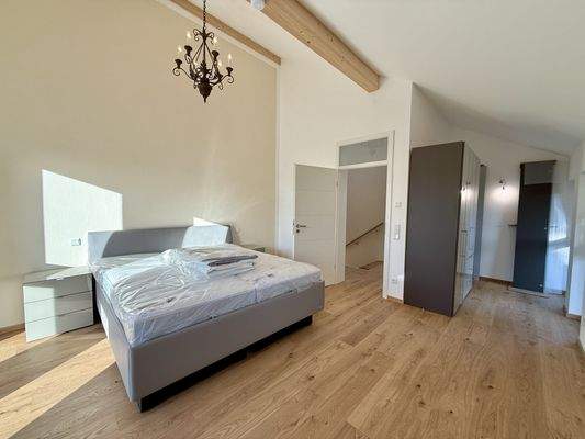 OG: Schlafzimmer, Bild 1