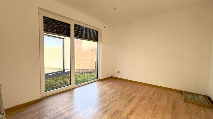 WhatsApp Image 2025-02-07 at 11.03.51 (2).jpeg