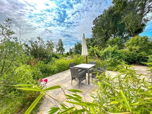 Terrasse zur Wohnung