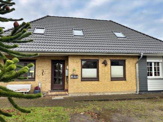 Frontansicht des Hauses